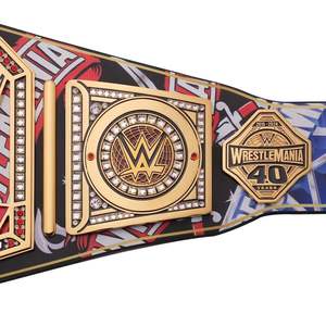 Cinturón de Campeonato Réplica de la Era Moderna de WrestleMania, 40 Años - Product Image 3