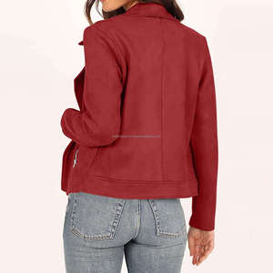 Veste moderne vintage rouge en daim style motard pour femme, fermeture à glissière asymétrique, col à revers, manches longues, coupe courte et respirante pour moto - Product Image 2