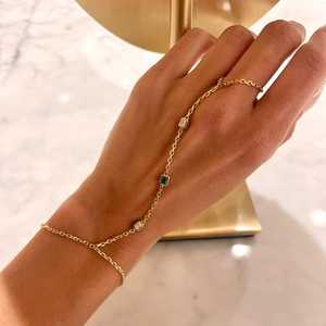 Pulsera de mano con diamante cultivado en laboratorio de corte esmeralda, oro macizo de 14K y 18K, delicada, minimalista, moderna, de lujo, única, con esmeralda verde. - Product Image 5