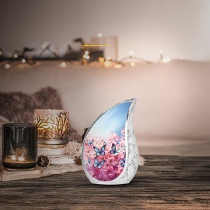 Urna Funeraria Rosa en Forma de Lágrima con Diseño de Corazón Rojo para Guardar Cenizas de Adultos, Hermosa Urna Conmemorativa en Forma de Lágrima - Product Image 3