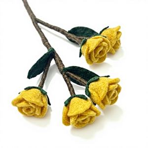 Roses en feutre de laine faites à la main, tiges de fleurs 3D en feutre aiguilleté de qualité supérieure pour la décoration de la maison et de mariages, vente en gros pour les chaînes de magasins - Product Image 4