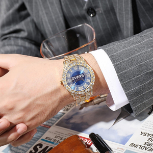 Reloj de Cuarzo Hip Hop para Hombre, Correa de Acero Premium, Esfera con Números Romanos, Reloj de Pulsera Masculino de Lujo, Completamente Incrustado en Cristales - Product Image 3