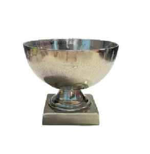 Pichet artisanal en métal tendance, style rustique, avec charme vintage et finition antique pour une décoration de style ferme vintage. - Product Image 5