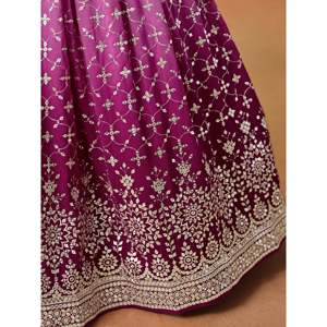 Lehenga Choli de Georgette Rosa Bordado para Mujer, Talla Grande - Product Image 1