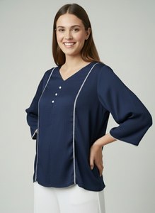 Tunica da Donna Elegante in Seta Delta, Modello Tinta Unita, Lunghezza Regolare, Scollo a V, Manica Tre Quarti, Completamente Cucita, Comoda - Product Image 3