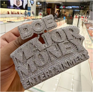 CONCEPTION Pendentif et breloque personnalisés en moissanite sertie de pierres, en argent 925, sertissage complet avec lettre personnalisée, style hip-hop, pour occasions festives - Product Image 2