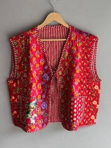 Chaleco Acolchado de Algodón con Estampado Floral Rojo para Mujer, Sin Mangas, Cuello en V, Bolsillos de Parche, Chaqueta Reversible, Estilo Primavera, REGALO PARA ELLA - Product Image 1