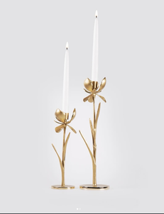 Ensemble de luxe de 2 bougeoirs décoratifs en métal à motif floral pour la décoration de la maison et les tables de mariage - Product Image 1