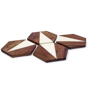 Posavasos de Resina Epoxi y Madera Ecológica de la Mejor Calidad con Diseño Floral para Decoración de Mesa de Fiesta por ArtisanVibe - Product Image 6