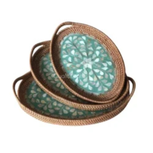 Plateau de service rond en rotin naturel fait main avec incrustation de nacre, motif floral tissé, plateau décoratif en nacre - Product Image 4