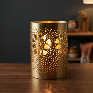 เทียนหอมทรงกระบอกทองเหลืองลายฉลุดอกไม้สำหรับตกแต่งบ้าน - Product Image 4