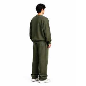Chándal Estampado Sostenible Color Oliva para Hombre, Más Vendido, con Cremallera Completa, Cuello Alto, Corte Holgado, Ropa Casual con Bolsillos Laterales y Logotipo Personalizado - Product Image 4