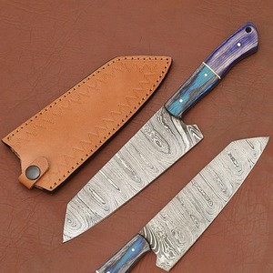 Cuchillo de Chef de Acero de Damasco Personalizado de Lujo, Hecho a Mano con Brillantez Artesanal – Artesanía Premium - Product Image 1