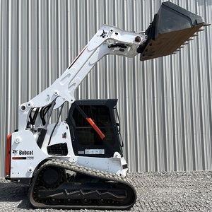 Chargeuse sur pneus Bobcat T770 puissante avec chenilles robustes, hydraulique à haut débit et forte capacité de levage - Product Image 3