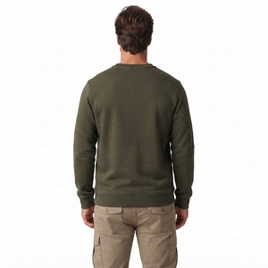 Sudadera de alto rendimiento para hombre, confeccionada con tela ligera y transpirable que proporciona máxima comodidad durante el ejercicio y viajes. - Product Image 2