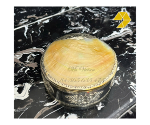 Organizador de Joyas de Concha de Nácar, Caja Redonda para Joyas con Forro de Terciopelo Rojo, Caja de Almacenamiento de Lujo de Vietnam para Anillos y Collares - Product Image 1