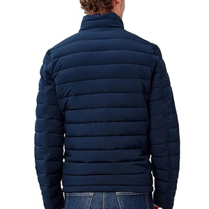 Service OEM, style le plus récent, veste matelassée unisexe à capuche, coupe ajustée, fabrication professionnelle, design patchwork - Product Image 3