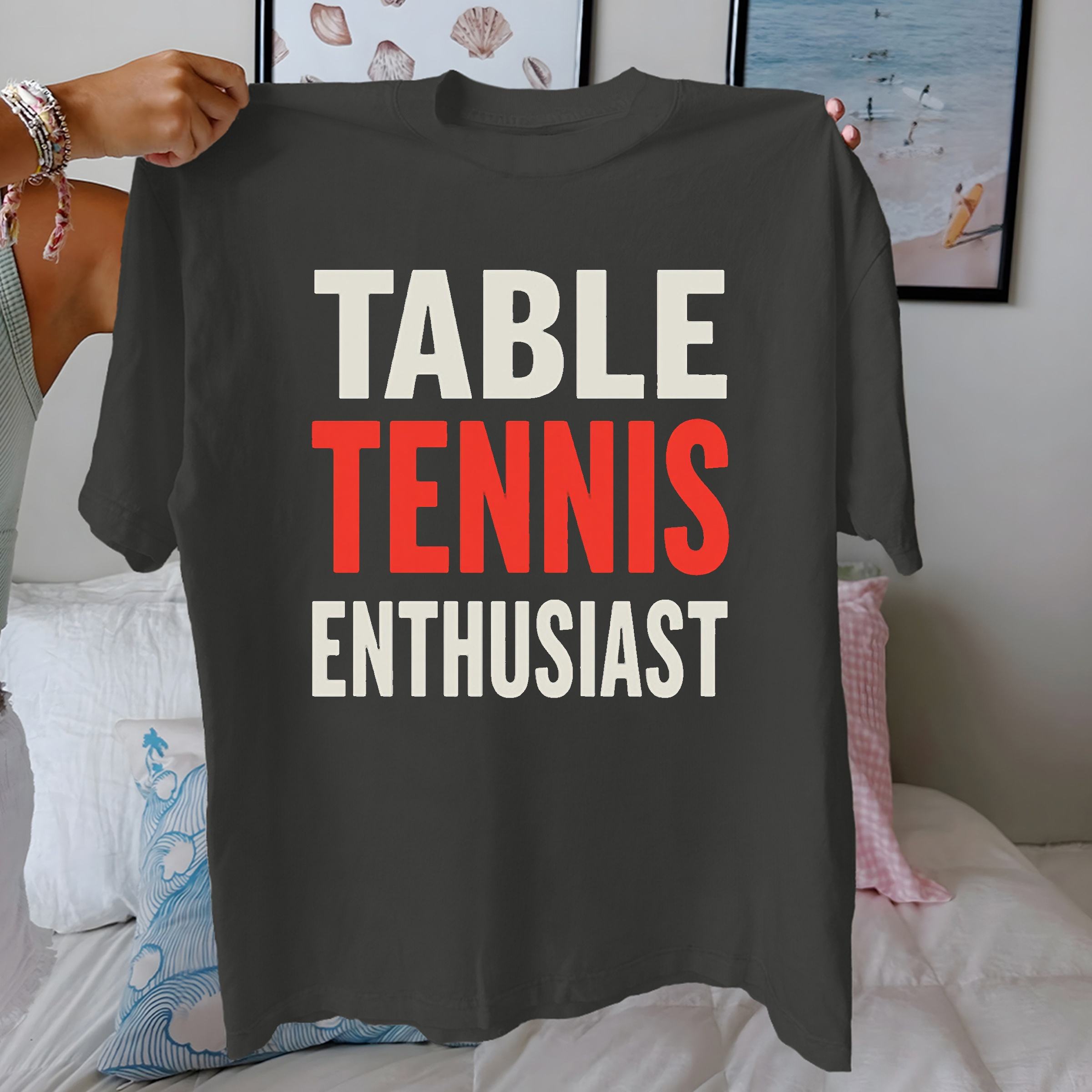 สีเทาเข้ม