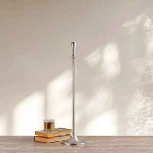Porte-bougie en acier inoxydable pour la décoration de la maison, design métallique durable - Product Image 1