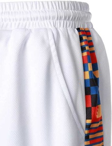 ชุดเสื้อยืดและกางเกงขาสั้นผู้ชาย ผ้าโพลีเอสเตอร์ 100% ลายพิมพ์วินเทจ ถักทอเป็นมิตรกับสิ่งแวดล้อม ระบายอากาศได้ดี เหมาะสำหรับออกกำลังกาย วิ่ง และเล่นกีฬา - Product Image 6