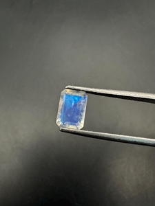 A K Gems Piedra Preciosa de Piedra Lunar Arcoíris de Fuego Azul Natural, Corte Redondo, 5mm-7mm, Encerada/Aceitada, para Fabricación de Joyas de Rajastán, con Efecto de Juego de Color - Product Image 4
