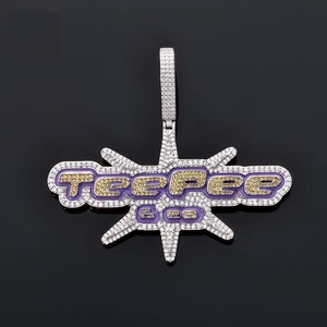 Colgante de moissanita estilo hip hop para hombre, con diseño de tipi y esmalte morado, en tono oro y plata, joyería llamativa para hombre, estilo urbano. - Product Image 1