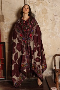 Trajes de shalwar kameez de invierno para mujer en tela de lino estampada y bordada de muy alta calidad a precio económico. - Product Image 2