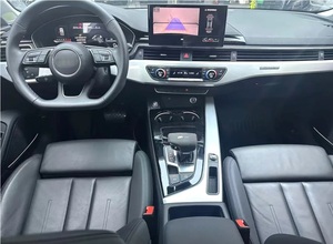 A.u.di A5 Sportback 2023 2.0T Turbo Automatique Quattro AWD Toit ouvrant panoramique Phares à LED Sièges en cuir Berline - Product Image 3