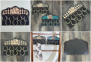 Organizador de Bufandas de Cuero Genuino con Diseño a Cuadros Hecho a Mano, Estilo Rústico Occidental, con Anillos de Latón - Product Image 3