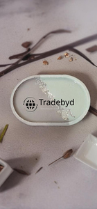 Elegante Bandeja Moderna de Resina, Plato Decorativo Móvil Hecho a Mano de Primera Calidad para Servir en el Hogar, Tradebyd - Product Image 4