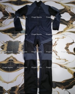 Combinaison de saut en parachute AeroFlex – Vêtements de parachutisme résistants au vent et flexibles – Combinaison de saut en parachute Freefall Elite - Product Image 1