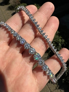 สร้อยคอและกำไลข้อมือแบบ Cuban Link สำหรับผู้ชาย เงินแท้ 925 ประดับเพชร VVS Moissanite ระยิบระยับ - Product Image 3