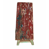 Banc Rita en bois de bateau récupéré, couleur naturelle, design éco-responsable et durable, fait main, petit tabouret en bois pour l'intérieur et l'extérieur