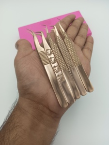 Professional Customized Gold-Plated Eyelash Tweezers Smooth Tip <b>Strong</b> Grip Precision Control Model 716 Hello Kitty Logo <b>Box</b> - Product Image 2