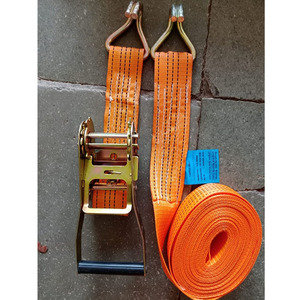 Sangle d'arrimage à cliquet de qualité supérieure, capacité 5 tonnes, 40 mm, avec crochets en J – Sangle de fixation de cargaison robuste - Product Image 1