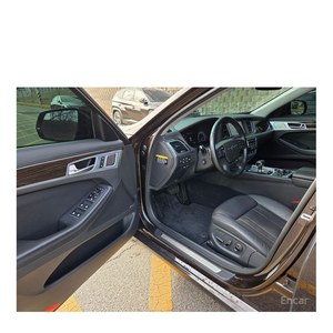 2019 Genesis G80 3.3 GDI AWD with Automatic Gearbox Leather Seats Rear Camera 59,500 km Left Steering - Product Image 5