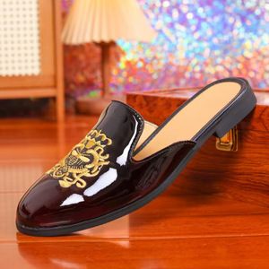 Sandalias Mocasín Bordadas para Hombre, de Punta y Talón Cerrados, para Uso Exterior, Pantuflas de Exterior con Punta Cerrada - Product Image 1