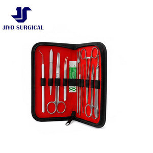 ชุดเครื่องมือผ่าตัดมืออาชีพ 12 ชิ้น พร้อมเครื่องมือสแตนเลสและกระเป๋าใส่ - Product Image 1