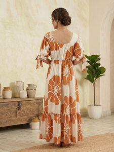Robe longue bohème blanche à imprimé floral pour femme, col en V, manches bouffantes à nouer, taille élastique, ourlet à volants - Product Image 3
