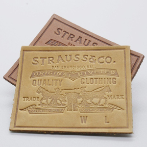 Patch en cuir personnalisé avec logo, thermocollant, style streetwear technique, fabrication en usine - Product Image 4