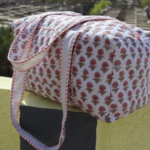 Bolsa de Lona Acolchada de Algodón Hecha a Mano, Interior Espacioso y Ligero con Estampado de Bloques Tradicional, Diseño Duradero - Product Image 3