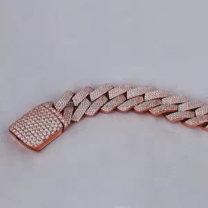 สร้อยคอเชือกทองคำ 14KT แบบกำหนดเองสำหรับผู้ชาย สีเหลืองทอง สไตล์ฮิปฮอปสำหรับแร็ปเปอร์ ประดับเพชรโมอิสซาไนต์แบบฝังขอบ พร้อมใบรับรองสำหรับเป็นของขวัญ - Product Image 3