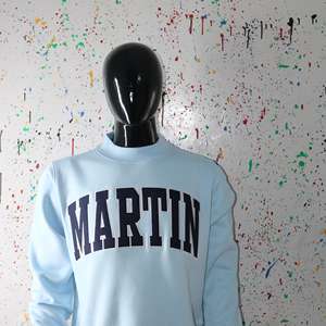 Sudadera MARTIN SKY BLUE con cuello alto, 100% azul, con apliques bordados, cuello ancho, hilos finos - Product Image 5