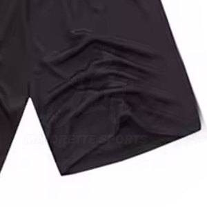 Ensemble d'uniformes de volley-ball durables, à séchage rapide, en promotion, avec un style athlétique moderne pour les entraînements, les matchs et les tournois - Product Image 5