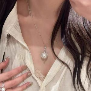 Collier de perles d'eau douce Edison, style féminin polyvalent, avec pendentif en perle de route, bijoux en gros - Product Image 2