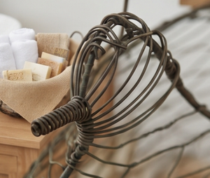 Cesta metálica de hierro macizo para huevos, frutas y verduras, elegante cesta de almacenamiento para mesa, estilo Farmhouse Kitchenware. - Product Image 2