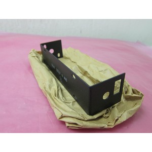 AMAT 0020-10227 Boîtier de support pour interrupteur de débit de purge - Équipements et pièces semi-conductrices d'occasion fiables à l'échelle mondiale - Product Image 3
