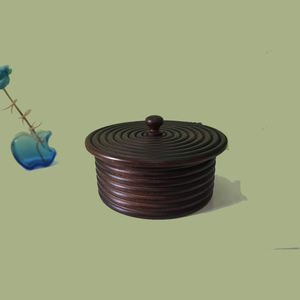 Elegant Handcrafted Wooden <b>Food</b> Warmer with Lid Heatproof Design for Soup Dish Serving and Kitchen <b>Food</b> Storage Hot Meal Use - Product Image 2