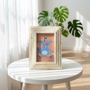 Cadre photo de table carré vertical FAIZA CRAFT fait main en MDF et os incrusté, étanche, personnalisé avec impression UV, blanc crème - Product Image 1