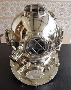 Casco de Buceo Náutico Antiguo de Metal |   Casco de Buceo Profundo Marítimo Mark V de la Marina de los Estados Unidos |   Otros Adornos Decorativos para el Hogar de 18 Pulgadas - Product Image 2